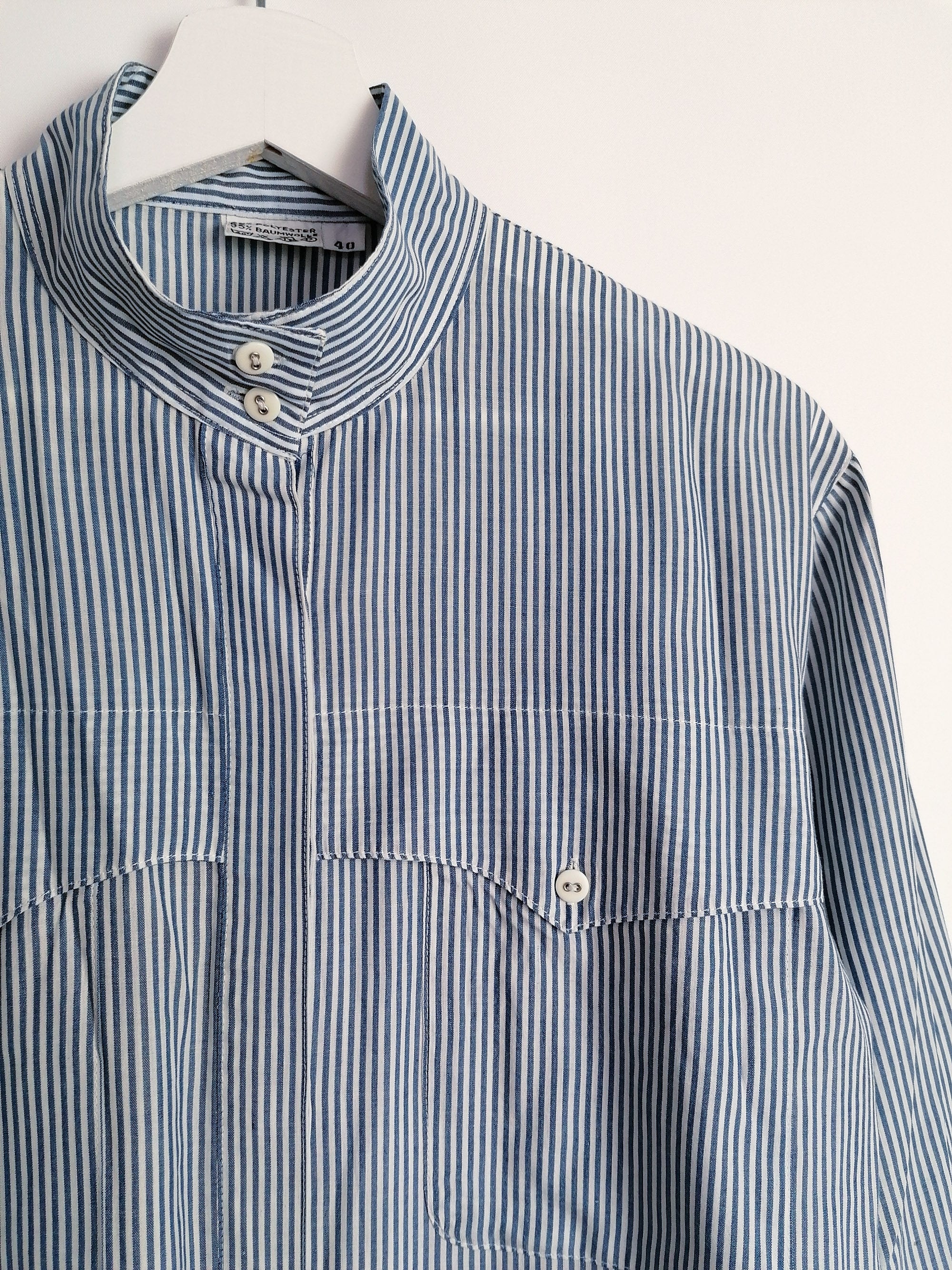 Minimalist Button-up Pinstripes Shirt