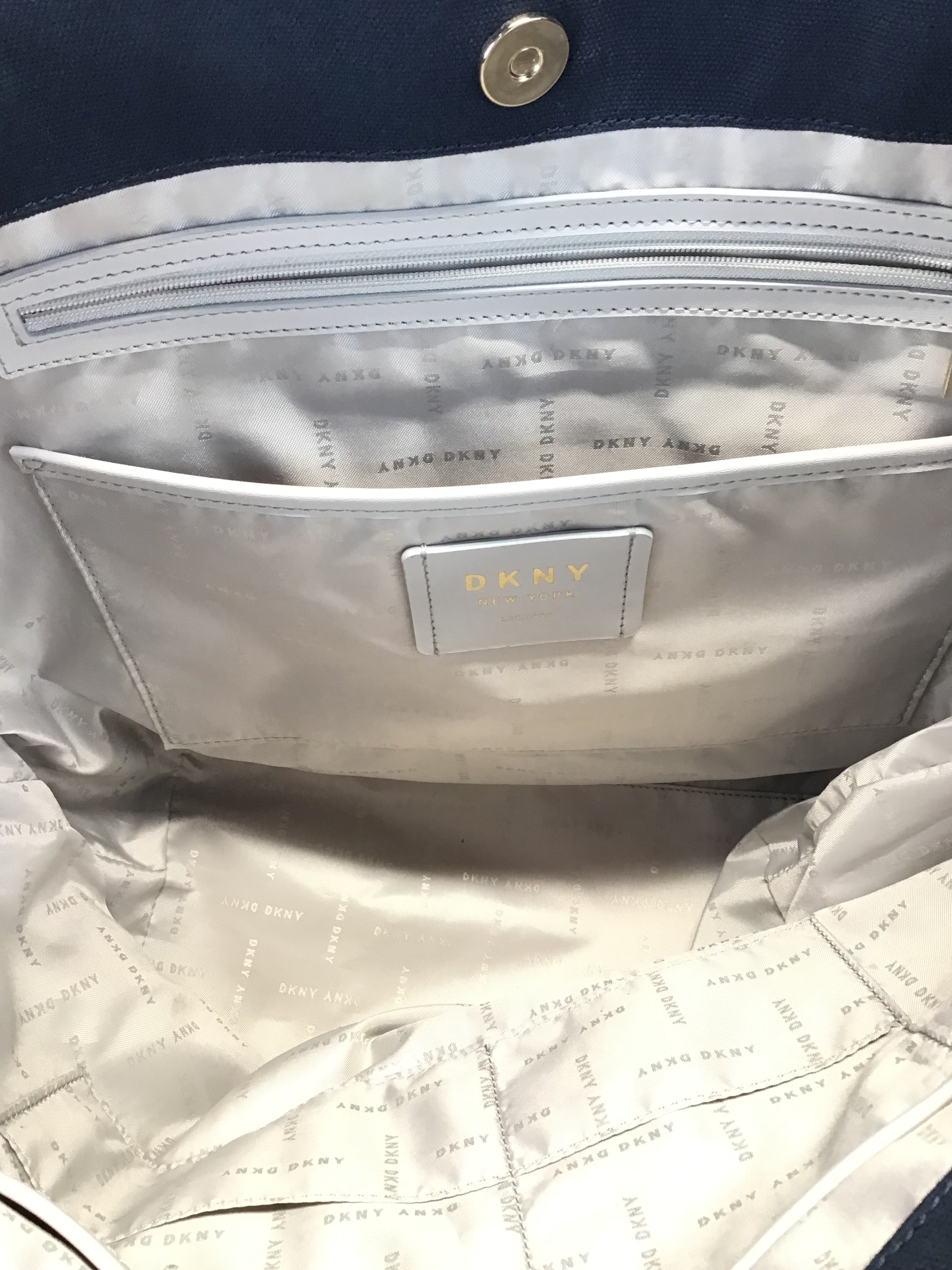 Tote By Dkny  Size: Medium